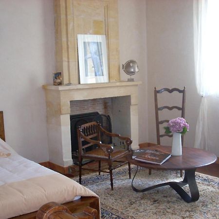 Sous Les Marronniers Bed & Breakfast Petit-Palais-et-Cornemps Dış mekan fotoğraf